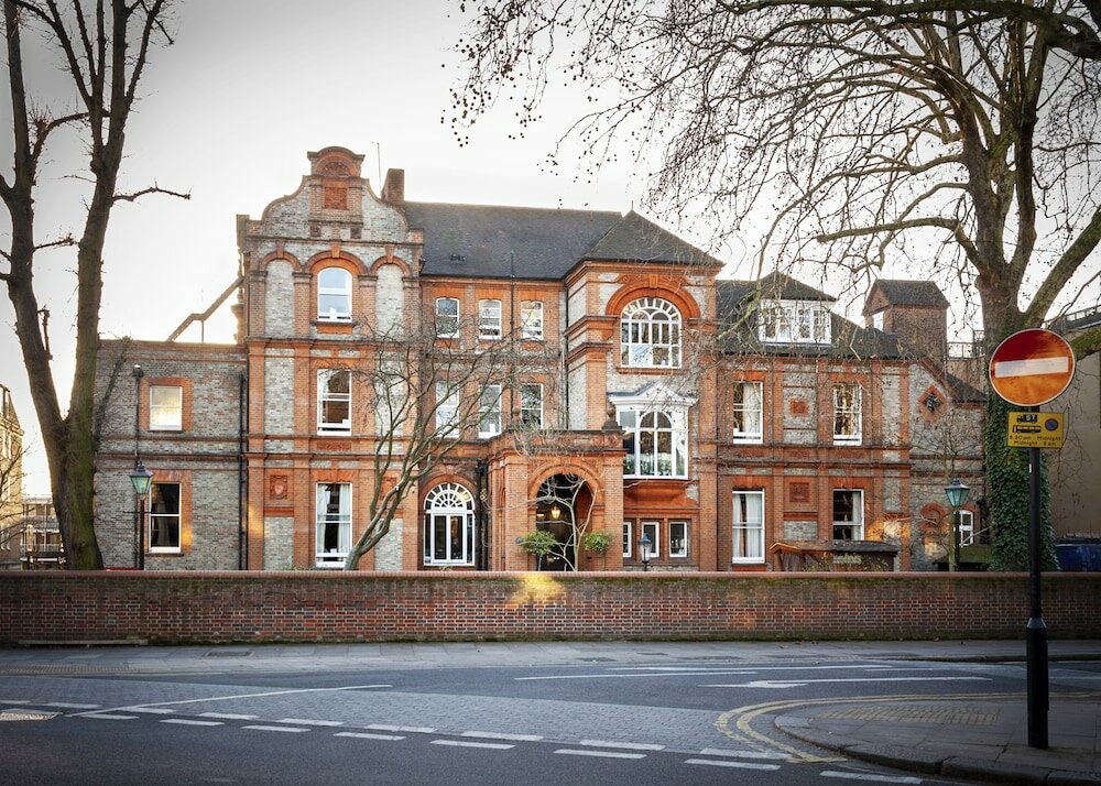 Фото Palmers Lodge Swiss Cottage