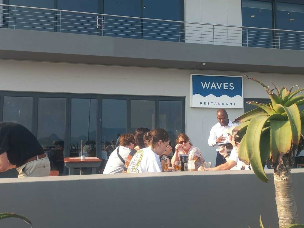 Фото Blaauwberg Beach Hotel