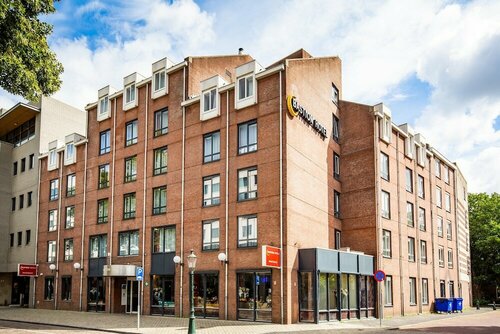 Гостиница Bastion Hotel Maastricht Centrum в Лимбурге