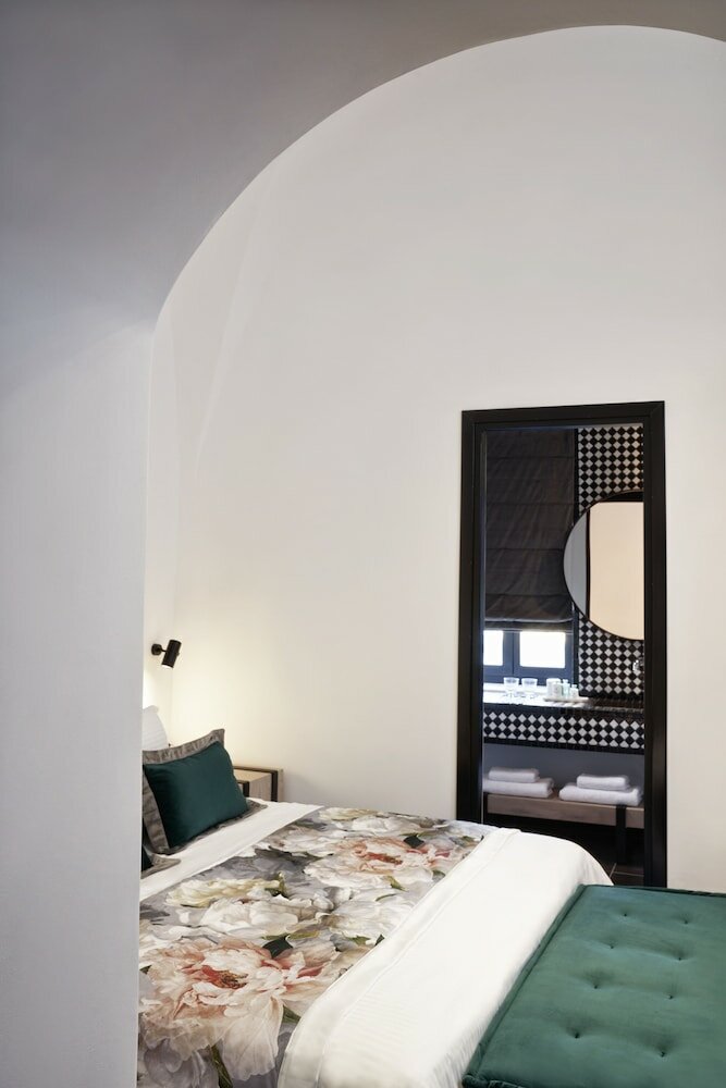 Фото Katikies Garden Santorini - The Leading Hotels Of The World