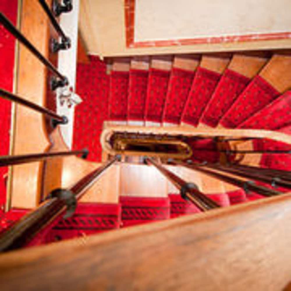 Фото Hotel Champerret Elysees