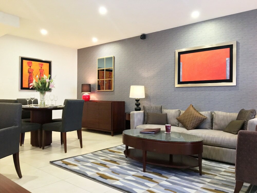 Фото Oakwood Residence Shanghai