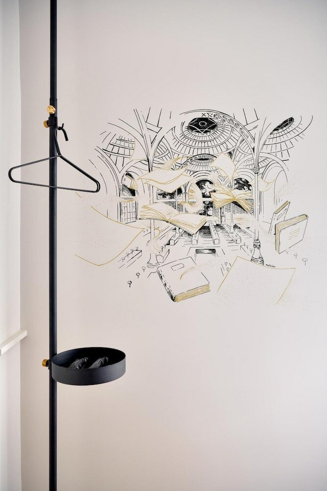 Фото Tinah Paris - Reaumur Montorgueil