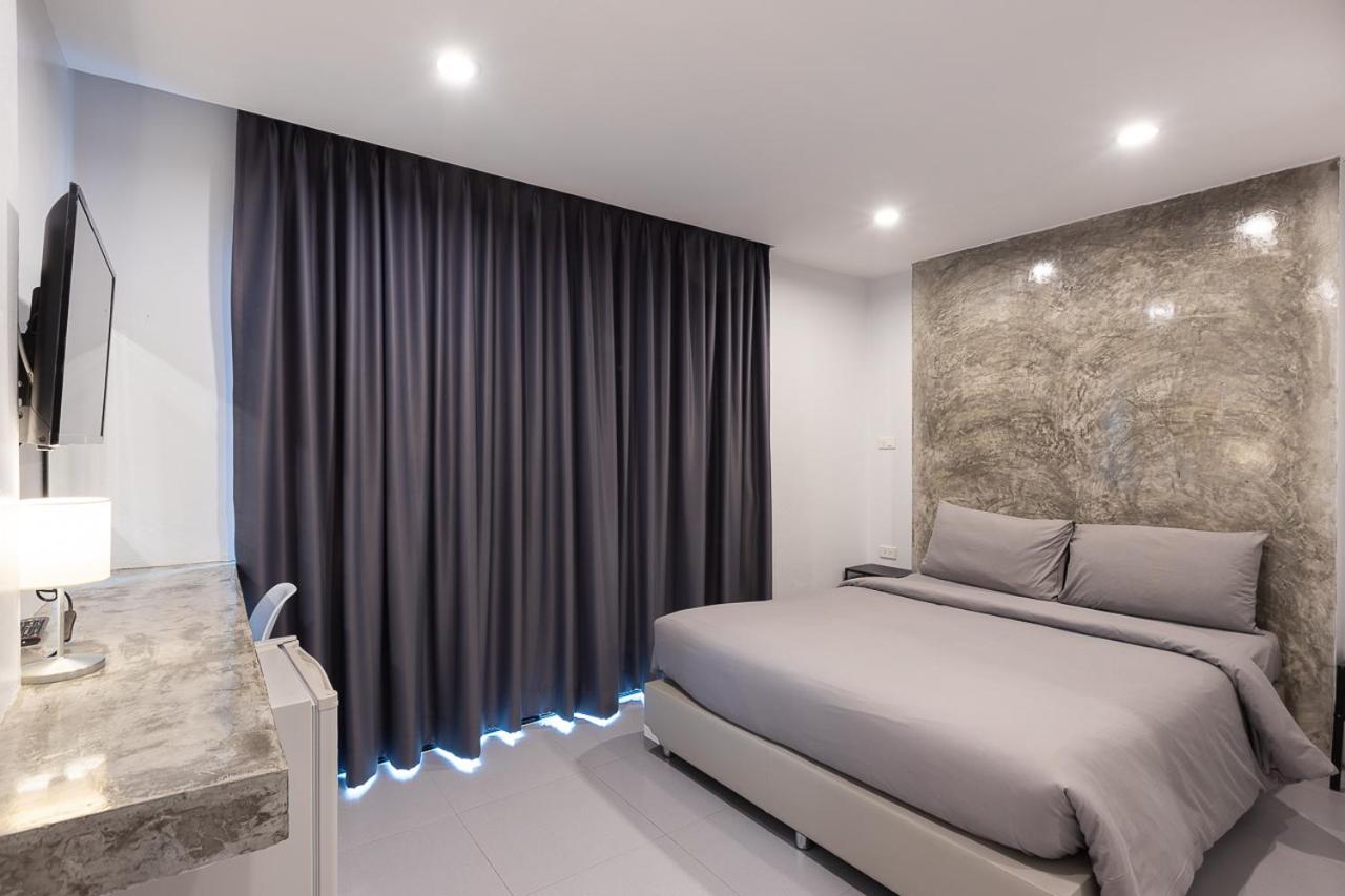 Фото Minimal House Patong - Adults Only