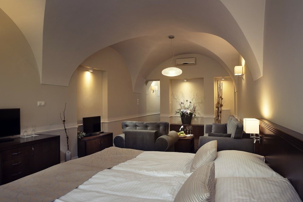 Фото Hotel Ambassador