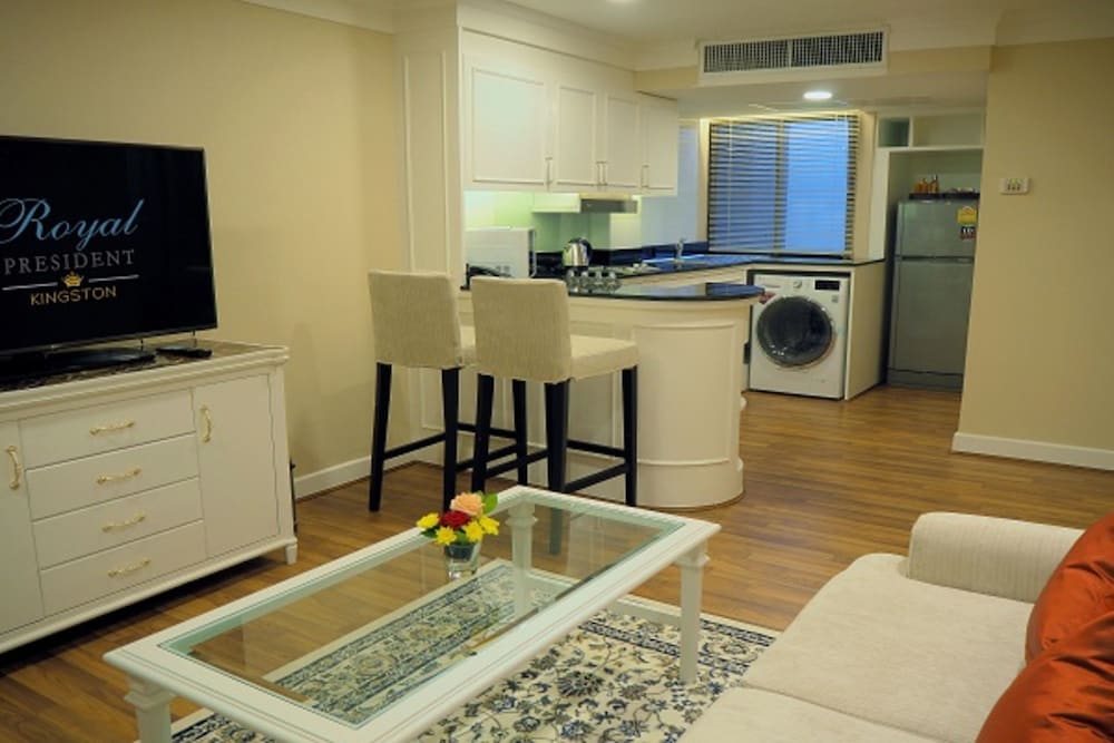 Фото Kingston Suites Bangkok