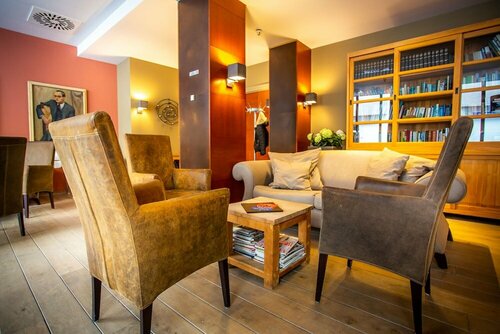 Внешний вид отеля Hotel Pantheon Palace by Wp Hotels в Бланкенберге, фото 4