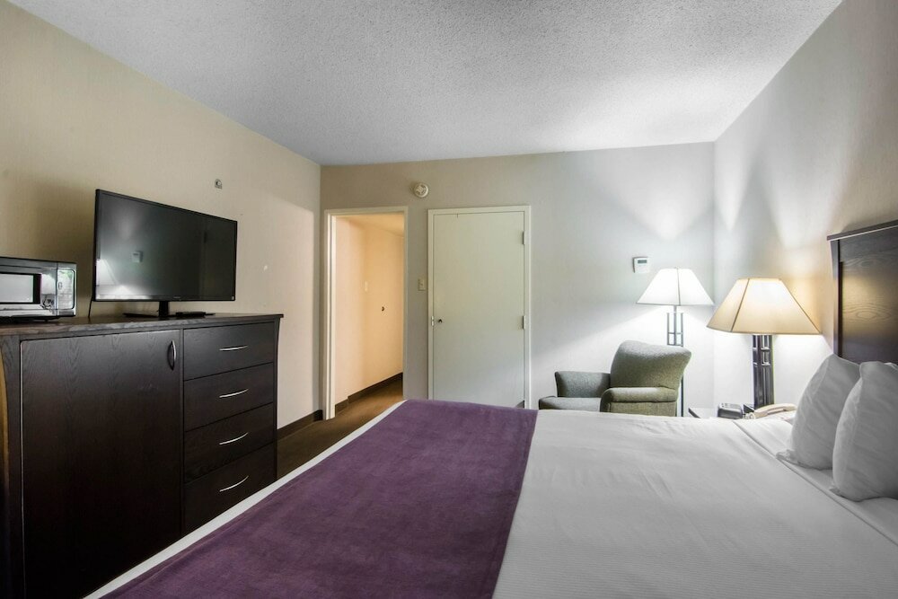 Фото Quality Inn & Suites Yellowknife