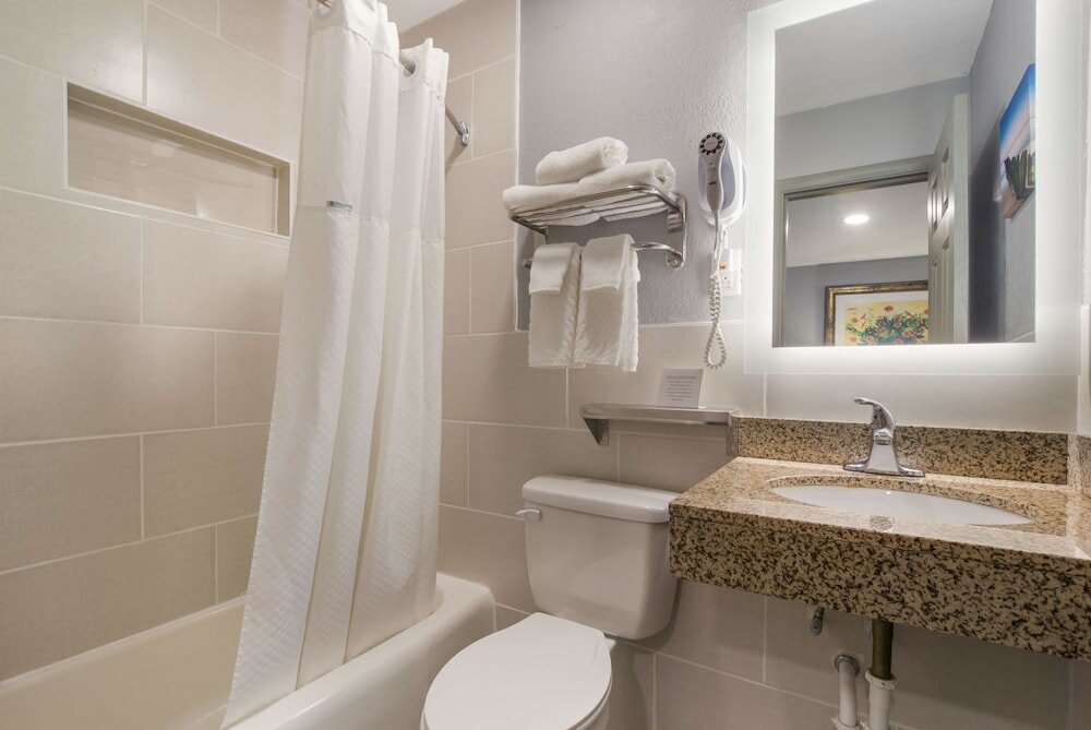 Фото Knights Inn & Suites Salem, In