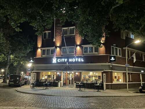 Гостиница City Hotel Bergen op Zoom в Толене