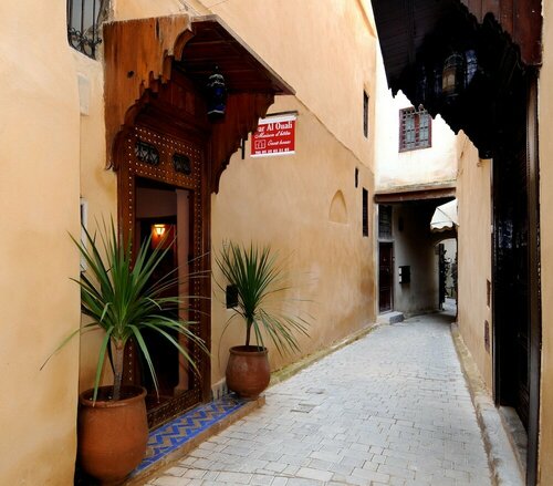 Гостиница Riad Dar Al Ouali в Фесе