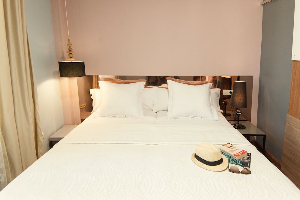 Фото Hotel Boutique Villa Lorena by Charming Stay