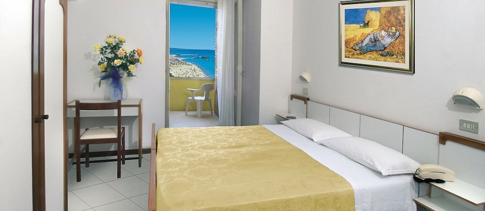 Фото Hotel Promenade