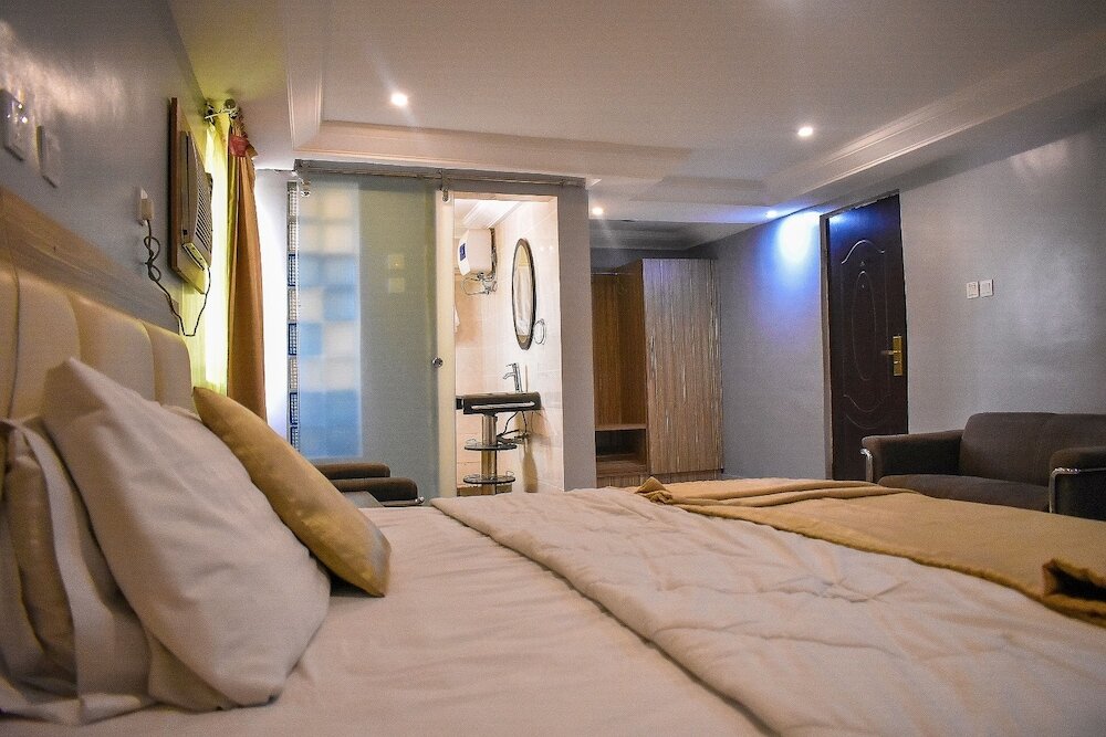 Фото Dublina Suites