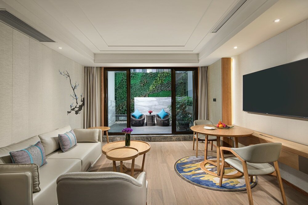 Фото Crowne Plaza Shanghai Nanjing Road