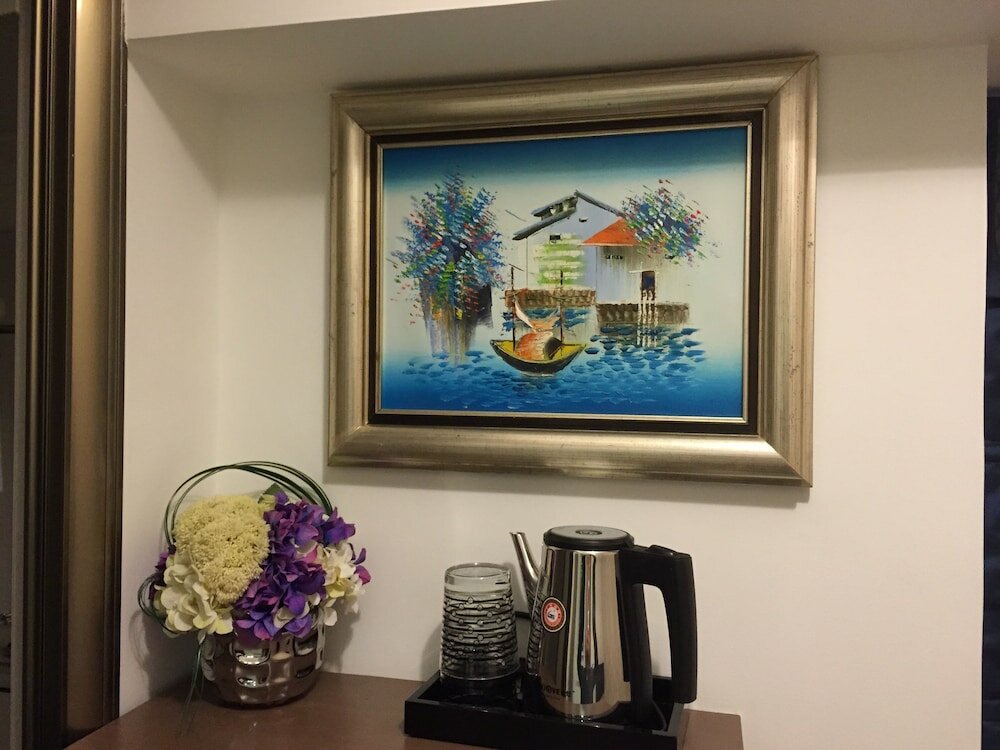 Фото Seasons Hotel - Causeway Bay