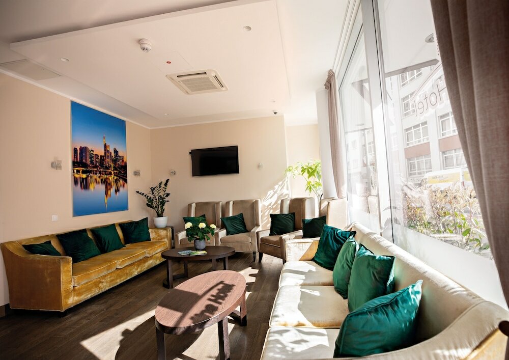 Фото Skyline Hotel