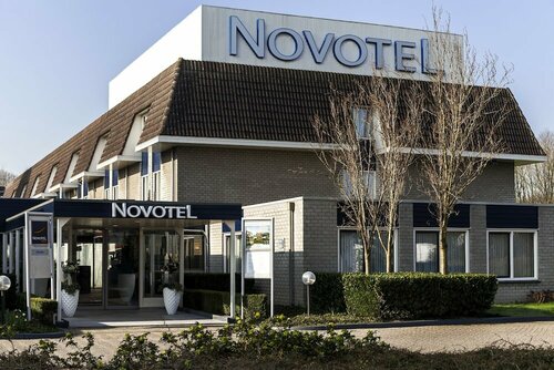 Внешний вид отеля Novotel Breda в Бреде, фото 1