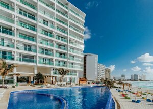 отель Ocean Dream Cancun by GuruHotel