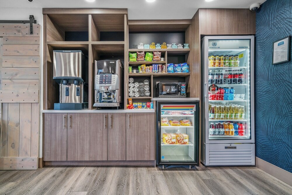 Фото Avania Inn of Santa Barbara