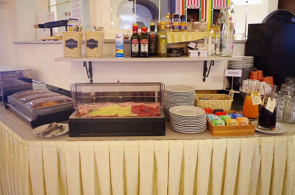 Фото Hotel Vergilius