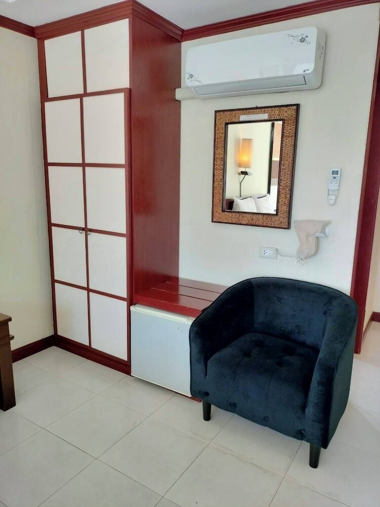 Фото Khon Kaen Orchid Hotel