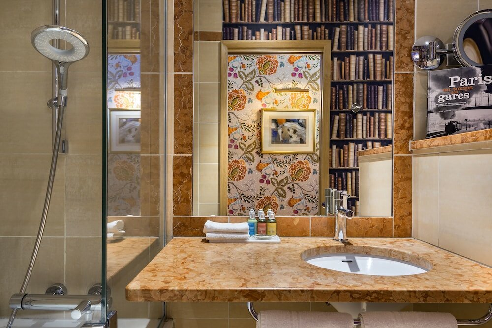 Фото Saint-Paul Rive-Gauche