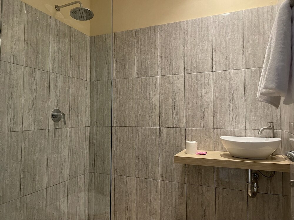 Фото Seminyak Point Guest House