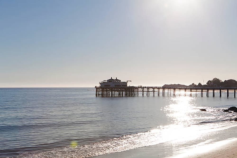 Фото Malibu Beach Paradise Apartments