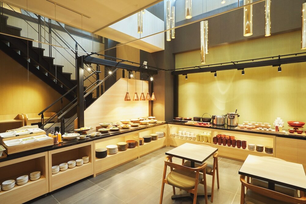 Фото Hotel MONday Kyoto Karasumanijo