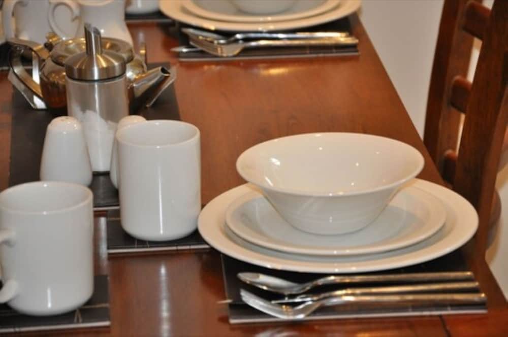 Фото Queens Hotel