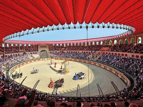 Внешний вид отеля ibis Les Herbiers в Лез-Эрбье, фото 4