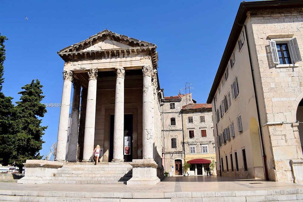 Фото Hotel Galija