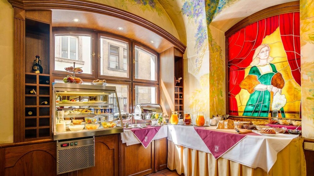 Фото The King Charles