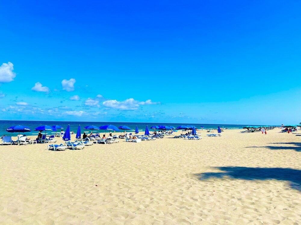 Фото Club Lux Resort by the Beach