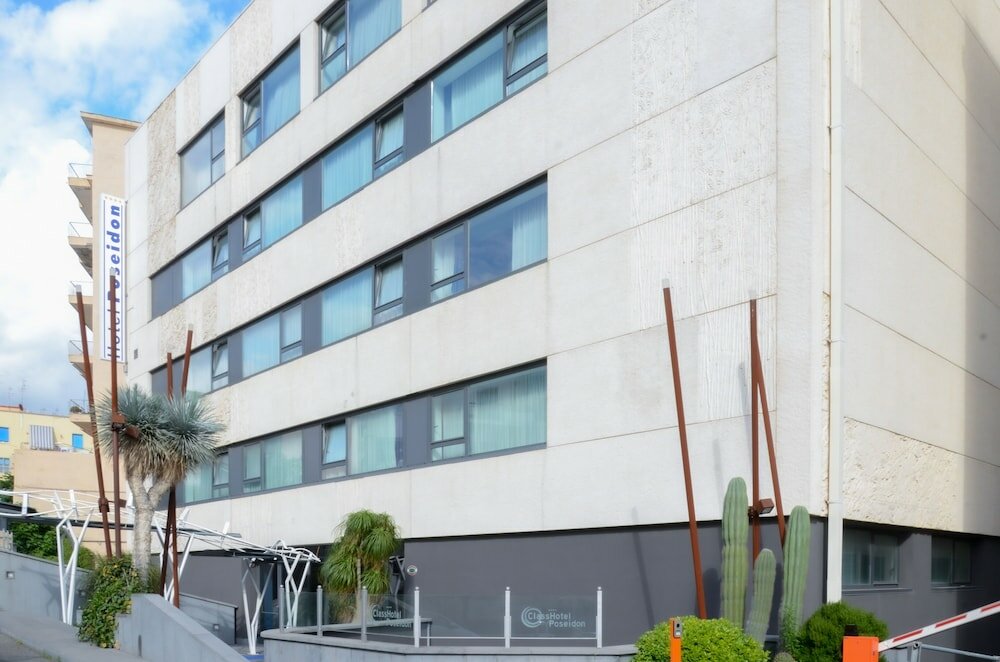 Фото Hotel Poseidon