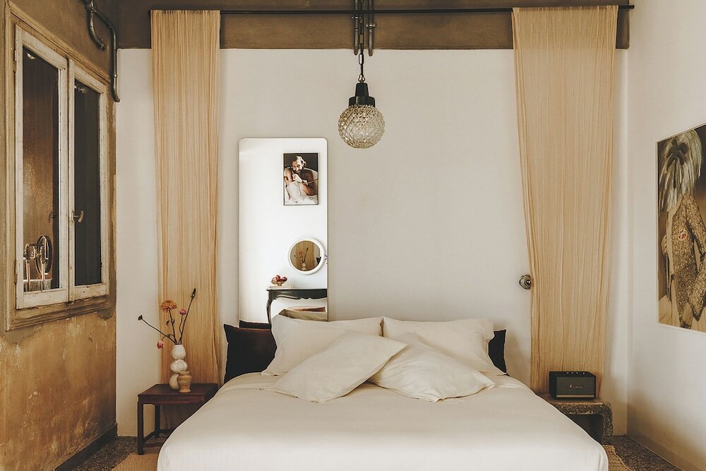 Фото Mona Athens