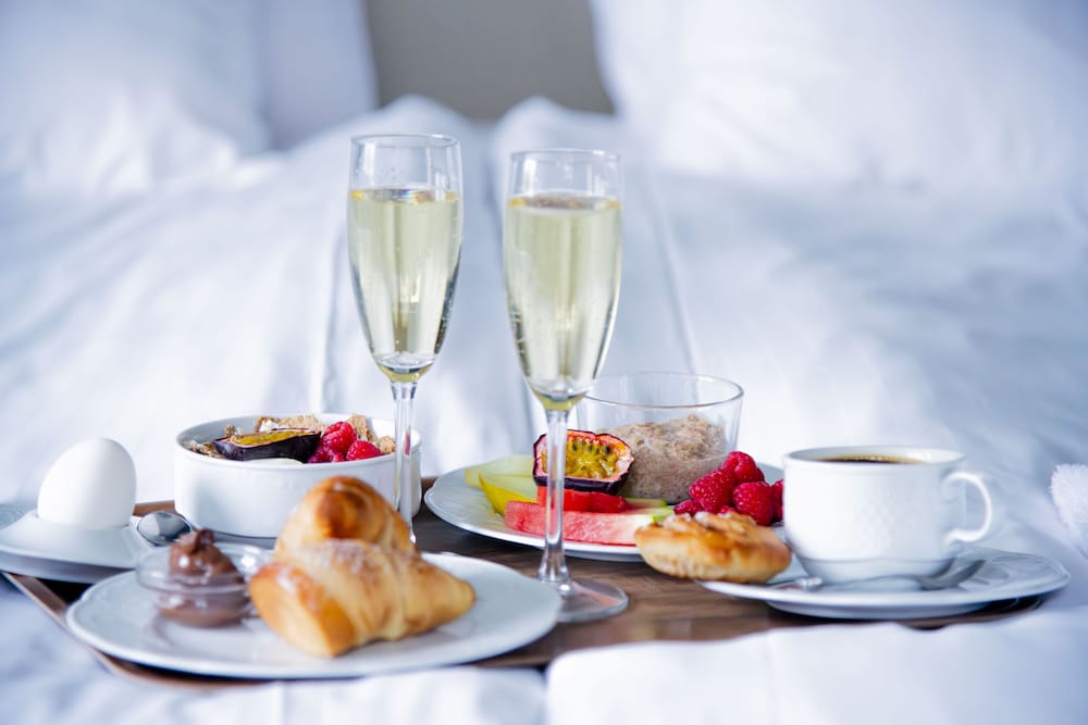 Фото Park Hotel Linköpings Fawlty Towers