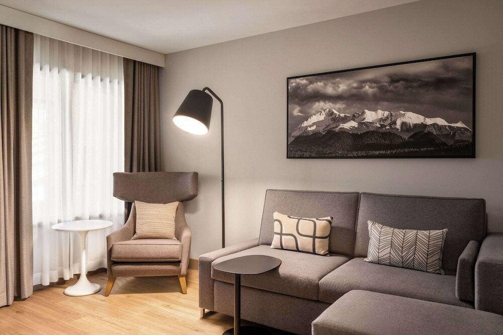 Фото Radisson Hotel Colorado Springs Airport