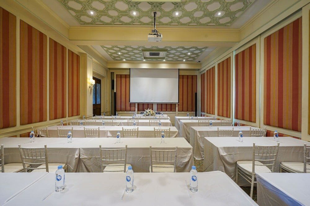 Фото At Pingnakorn Riverside Hotel Chiangmai