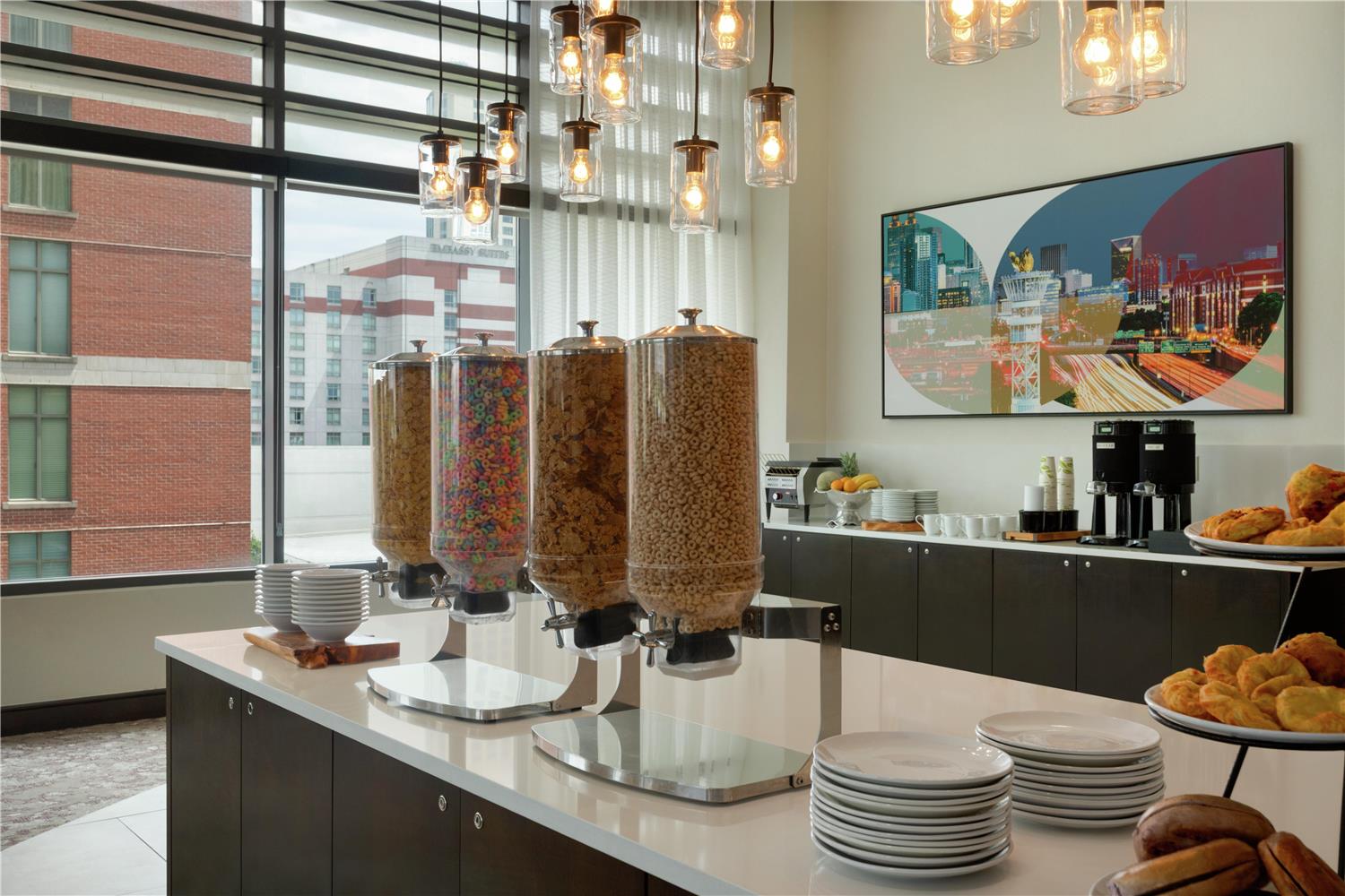 Фото Hilton Garden Inn Atlanta Downtown