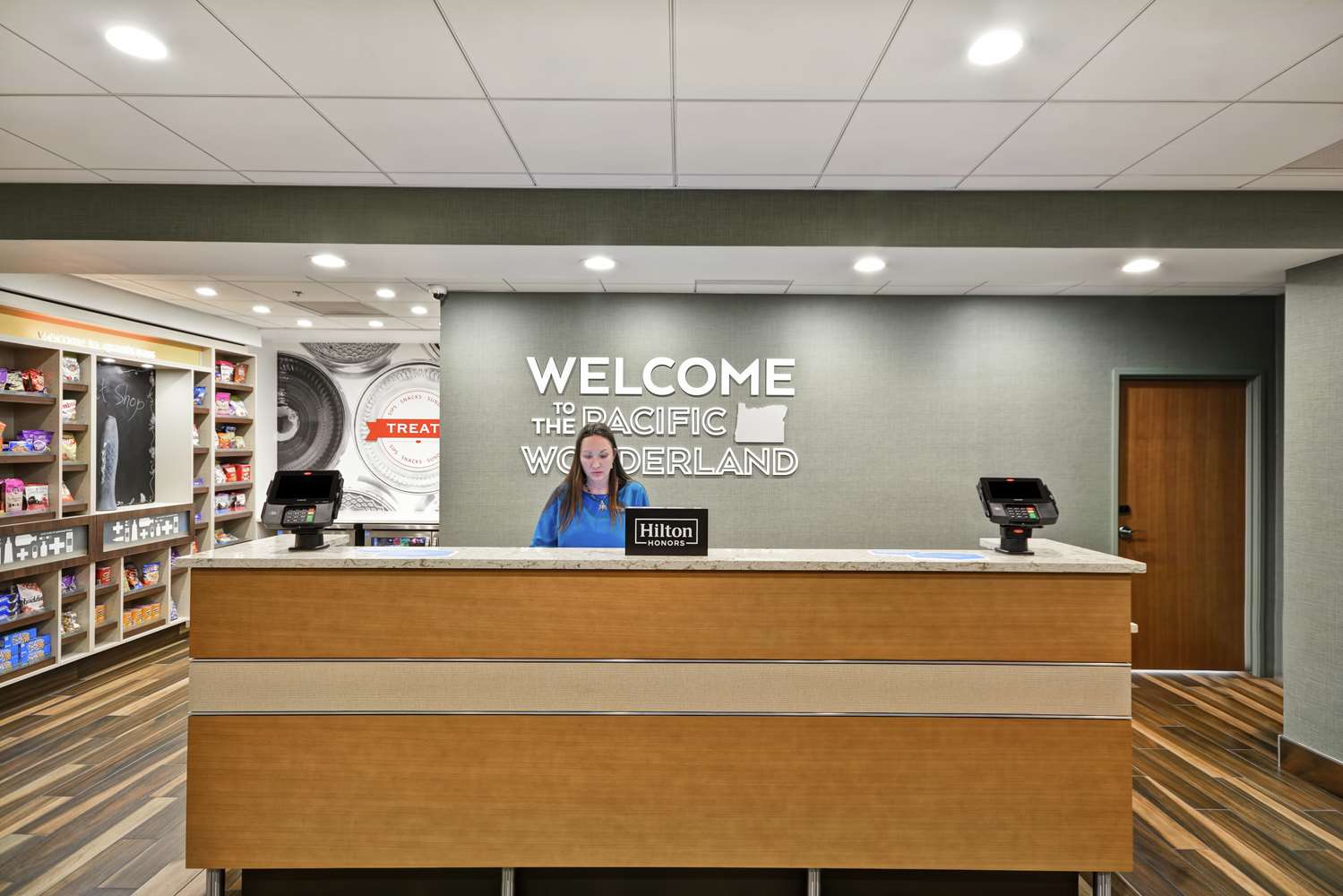 Фото Hampton Inn & Suites Grants Pass