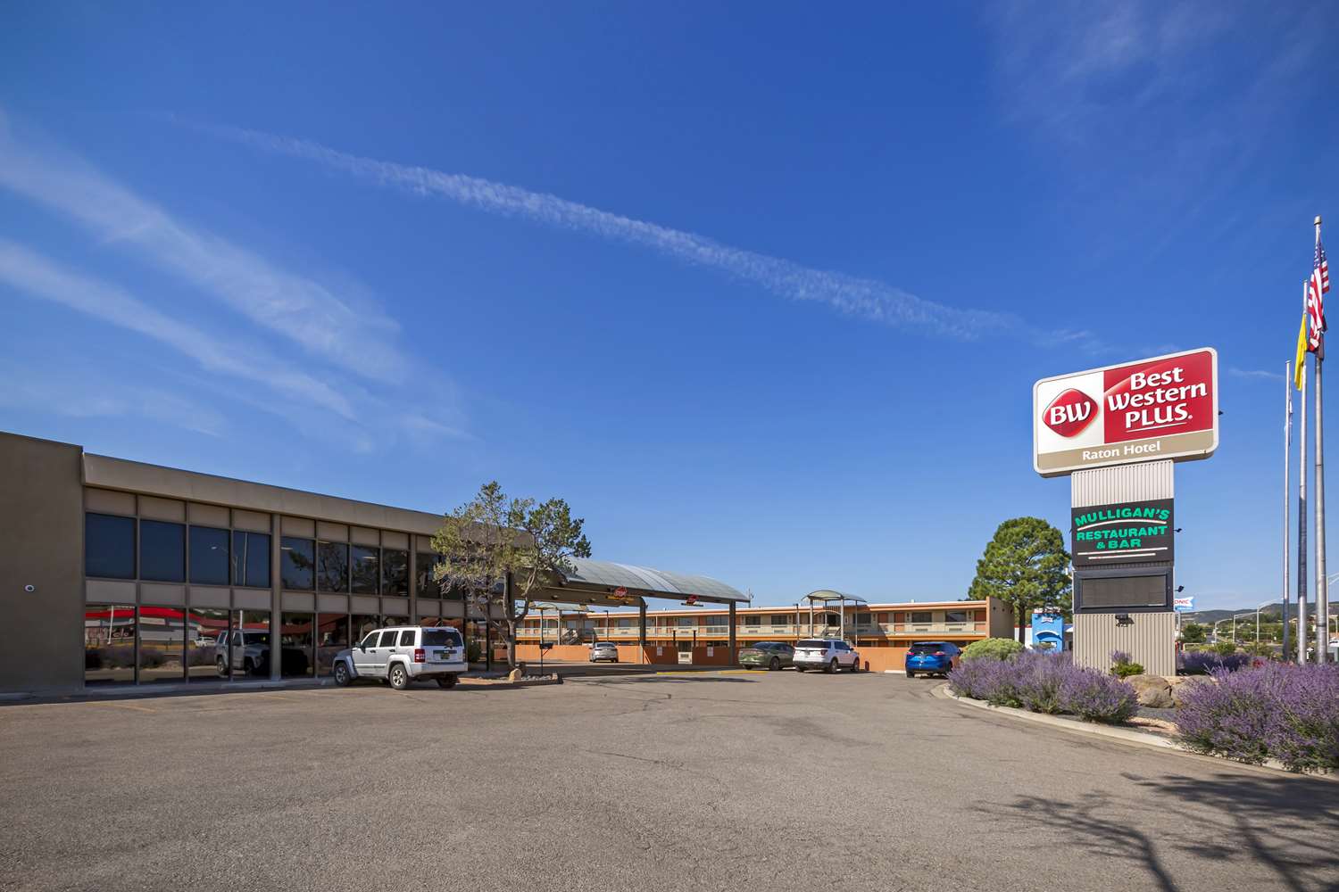 Фото Best Western Plus Raton Hotel