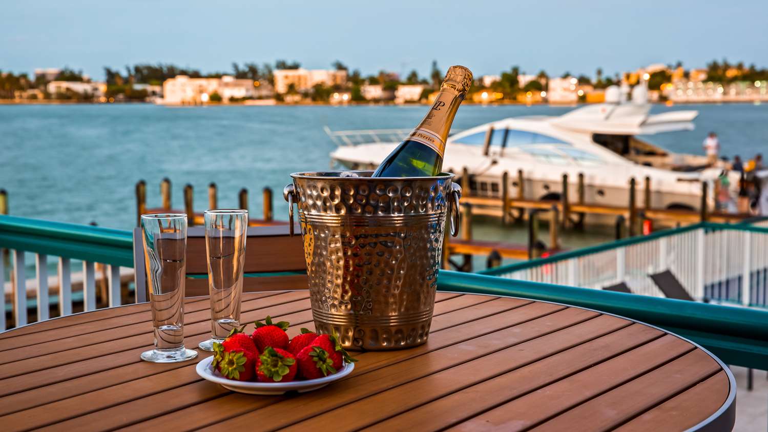 Фото Palm Tree Club Miami Hotel