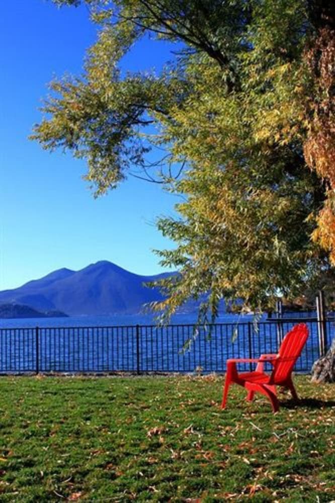 Фото Clear Lake Cottages & Marina