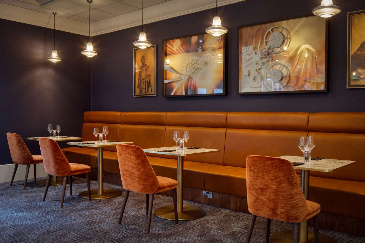 Фото DoubleTree by Hilton London Elstree