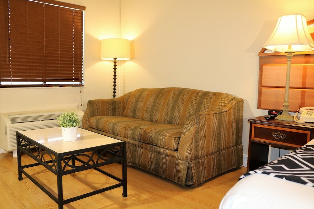 Фото Monte Carlo Inn