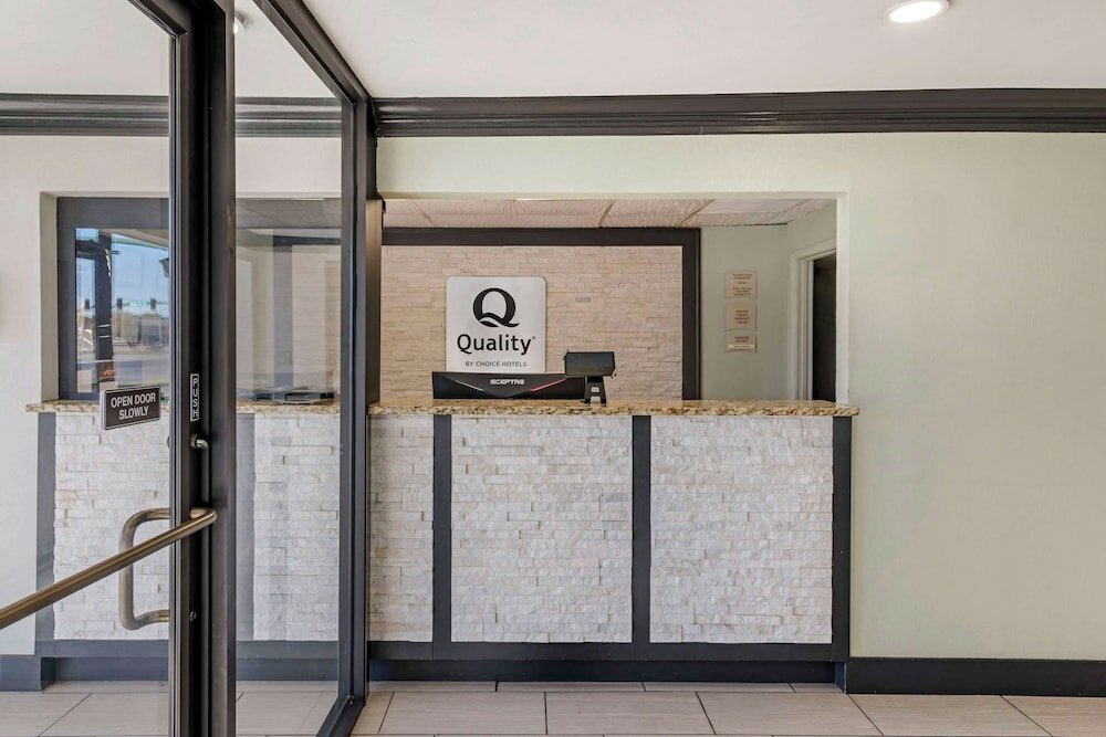 Фото Quality Inn & Suites Morrow Atlanta South