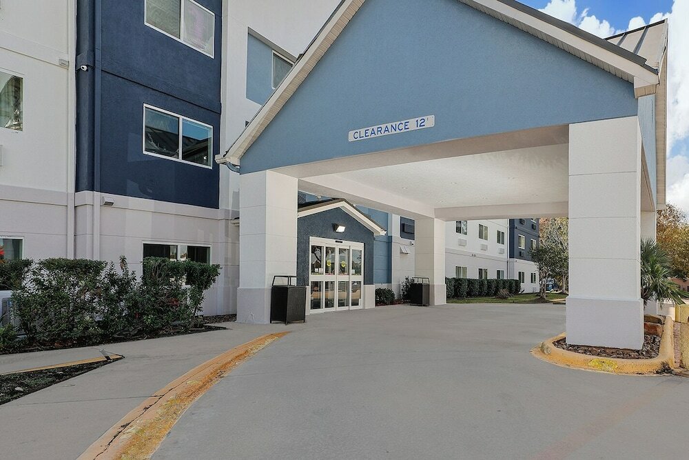 Фото Fairfield Inn & Suites Houston Energy Corridor/Katy Freeway