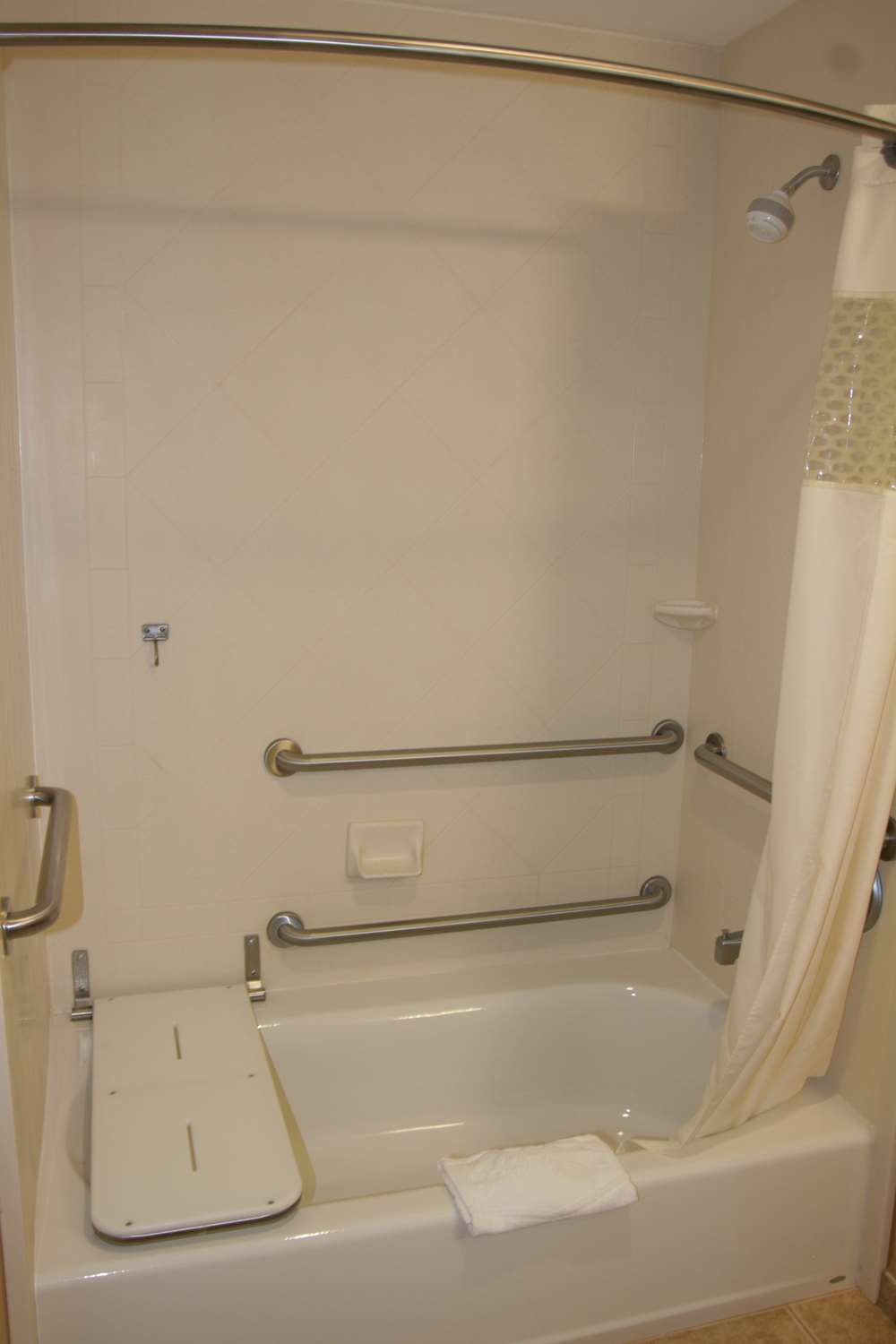 Фото Hampton Inn & Suites Folsom